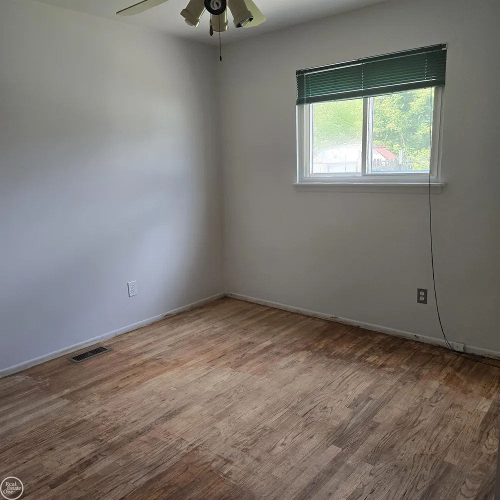 20473 Vermander Avenue Clinton Charter Township, MI 48035