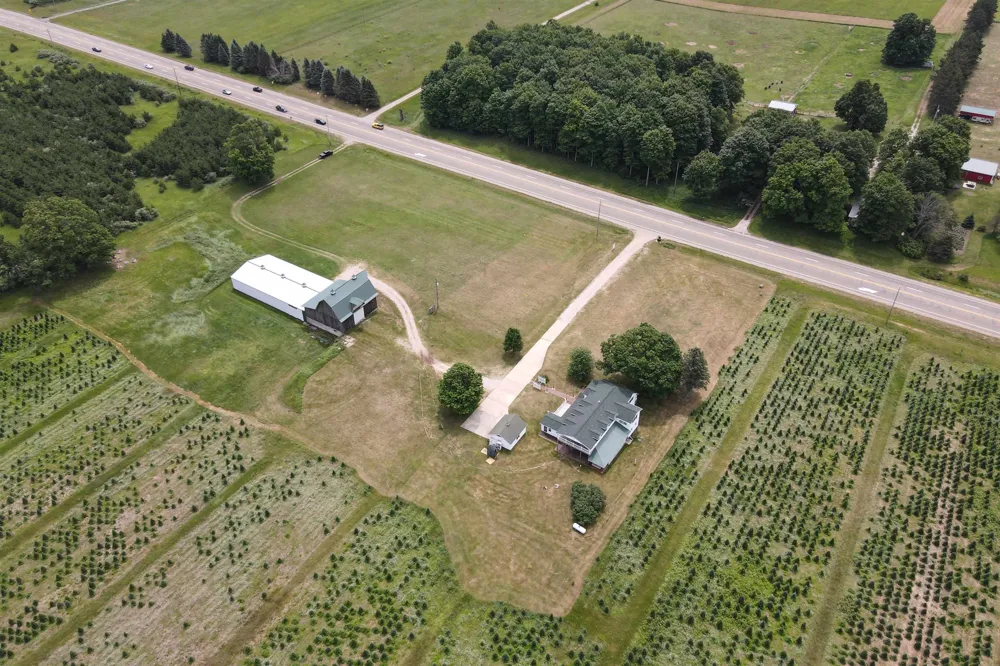 6401 E M-113 Fife Lake Township, MI 49649
