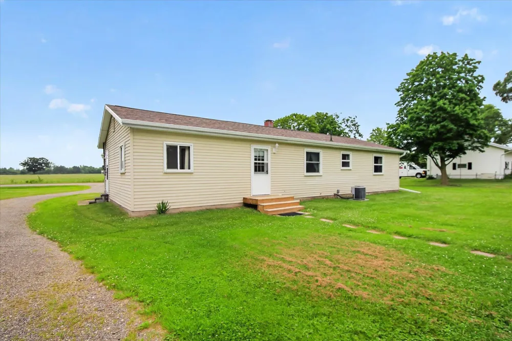 7898 E Broomfield Road Chippewa Township, MI 48858