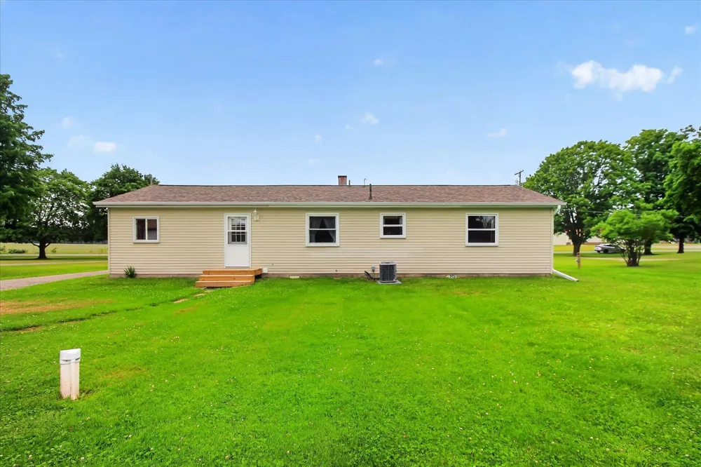 7898 E Broomfield Road Chippewa Township, MI 48858