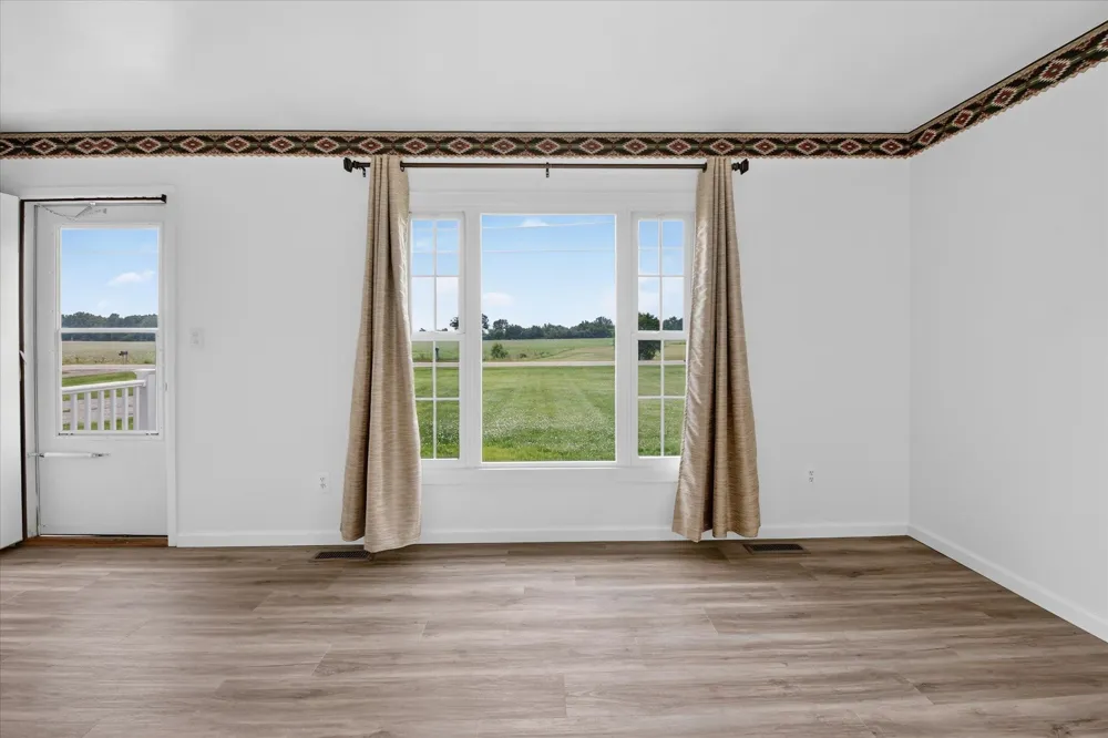 7898 E Broomfield Road Chippewa Township, MI 48858