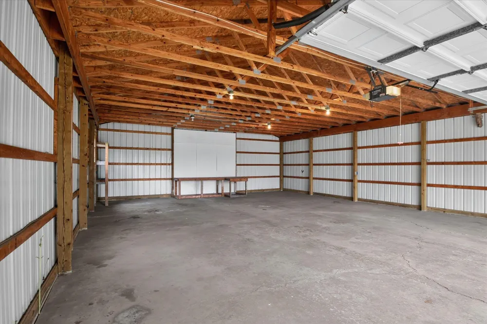 7898 E Broomfield Road Chippewa Township, MI 48858