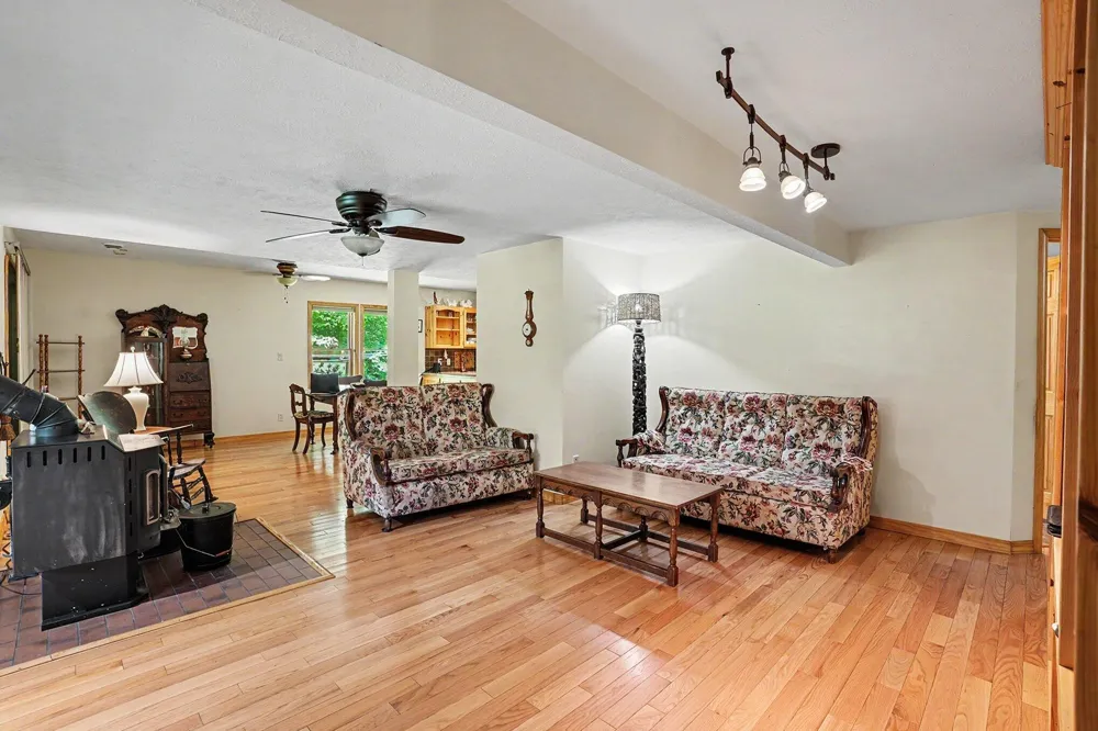 126 48th Street Lee Township, MI 49056