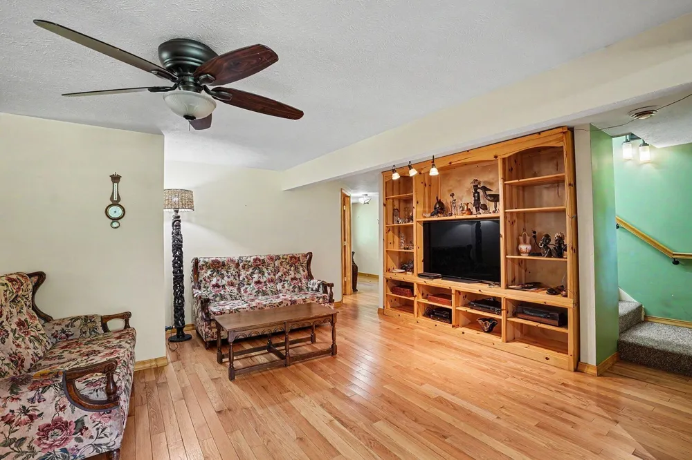 126 48th Street Lee Township, MI 49056