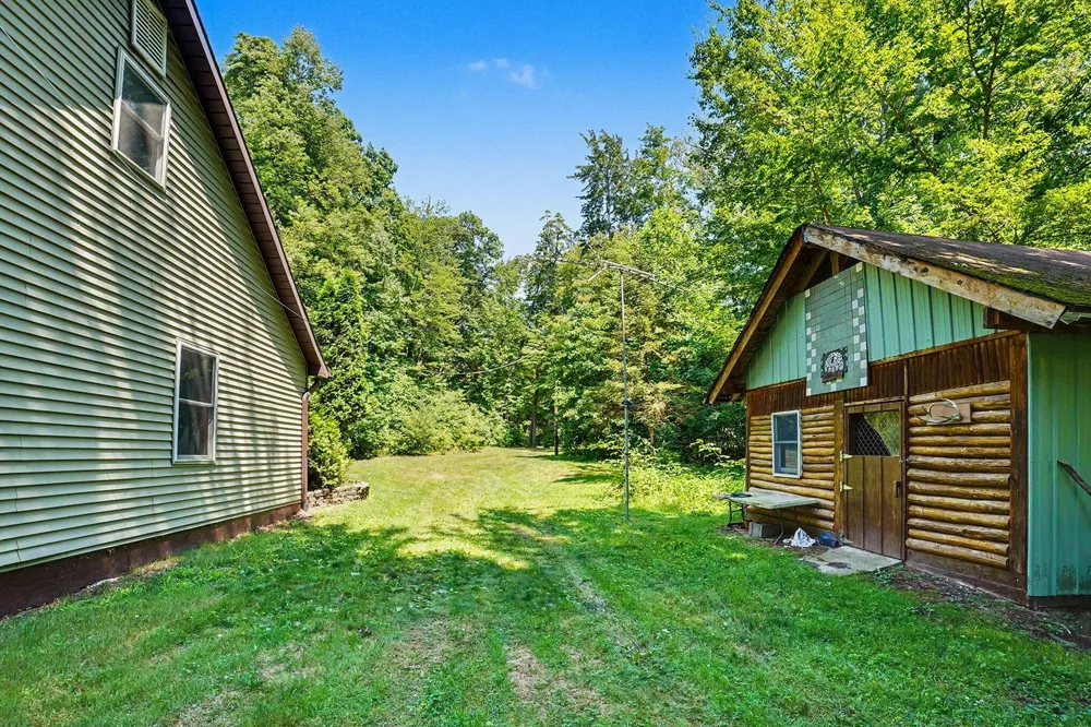 126 48th Street Lee Township, MI 49056