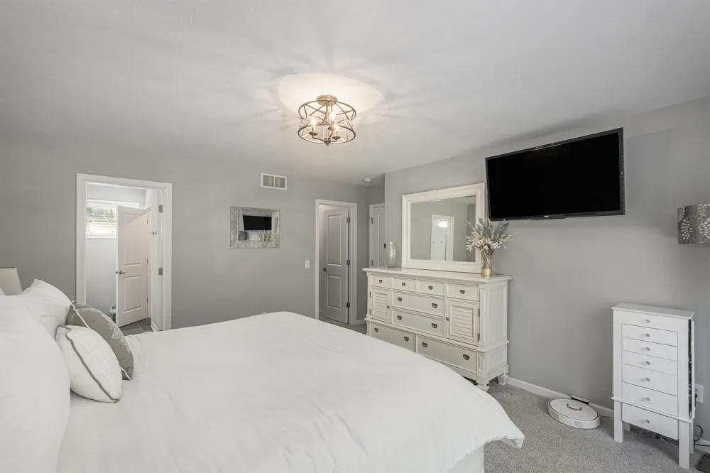 8059 Buttrick Ridge Trail SE Caledonia Township, MI 49302