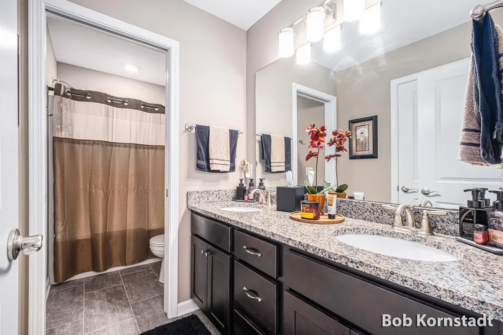 8059 Buttrick Ridge Trail SE Caledonia Township, MI 49302