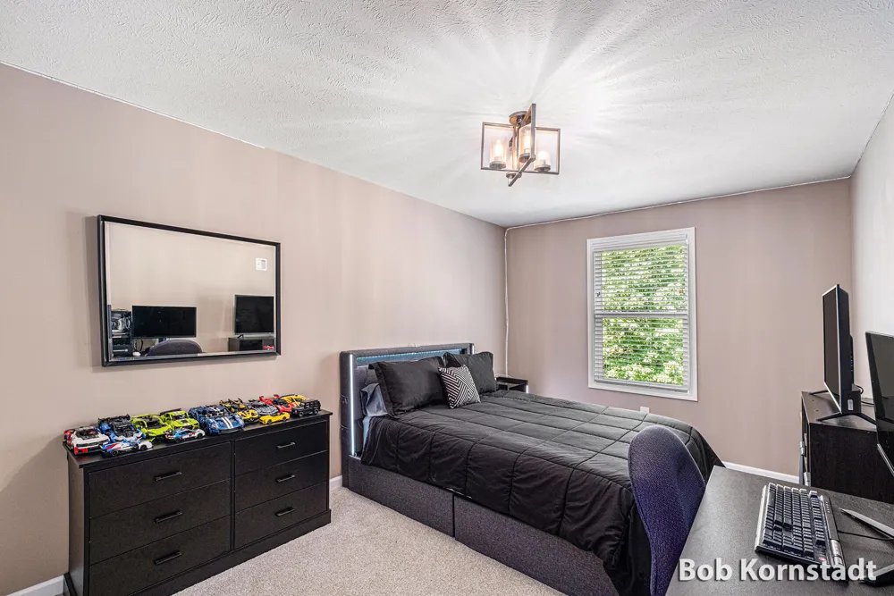 8059 Buttrick Ridge Trail SE Caledonia Township, MI 49302