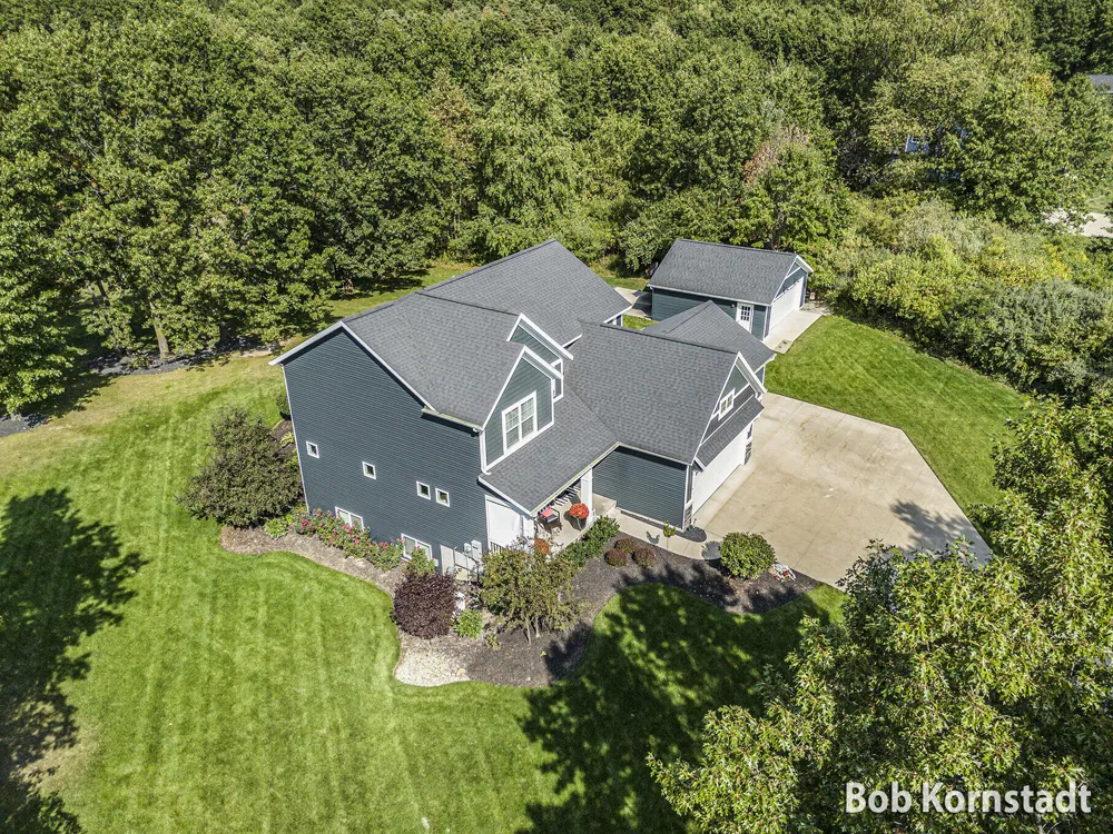 8059 Buttrick Ridge Trail SE Caledonia Township, MI 49302