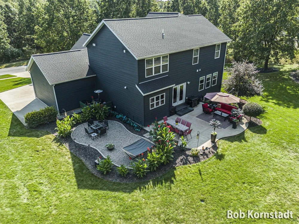 8059 Buttrick Ridge Trail SE Caledonia Township, MI 49302