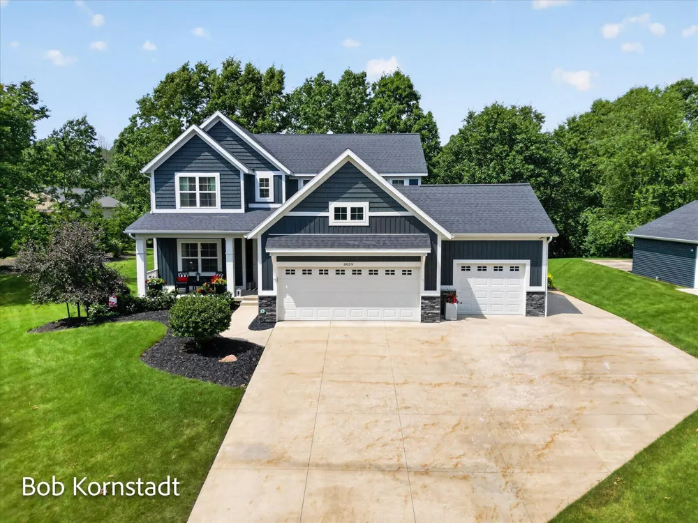 8059 Buttrick Ridge Trail SE Caledonia Township, MI 49302