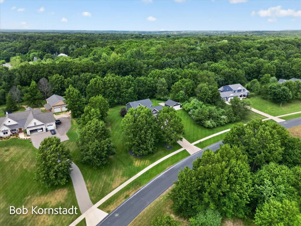 8059 Buttrick Ridge Trail SE Caledonia Township, MI 49302