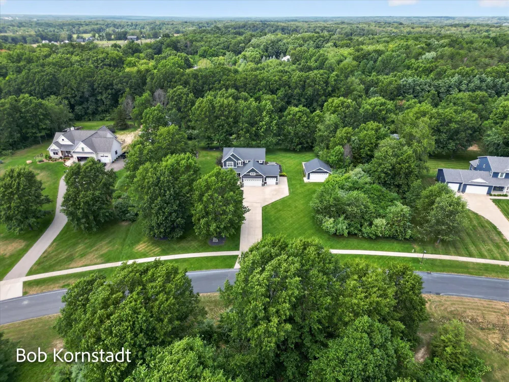 8059 Buttrick Ridge Trail SE Caledonia Township, MI 49302