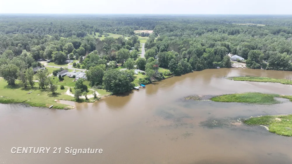 5848 Lake Drive Drive Edenville Township, MI 48657
