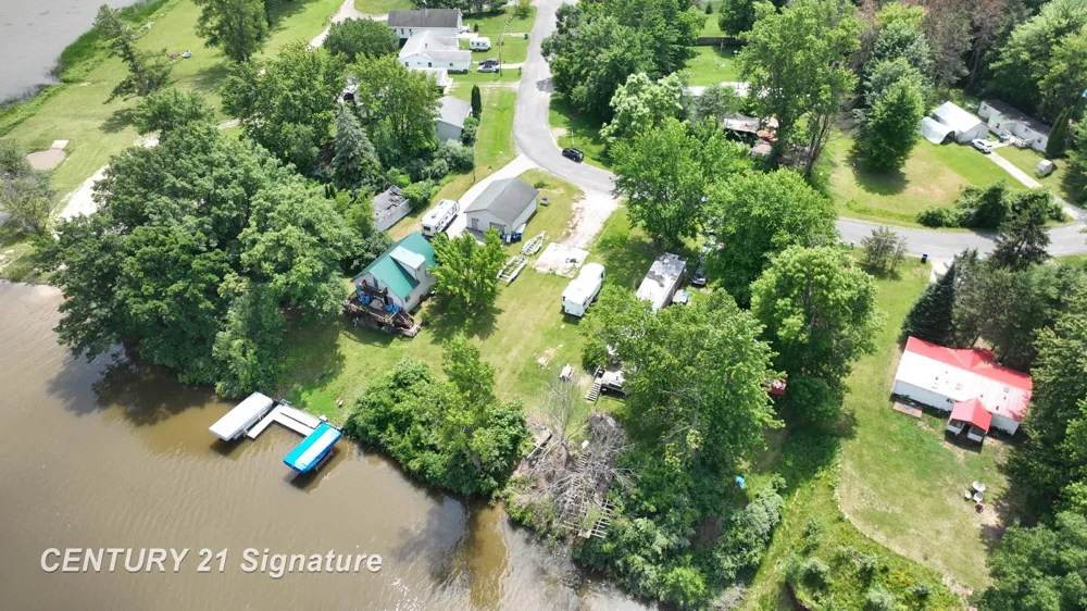 5848 Lake Drive Drive Edenville Township, MI 48657