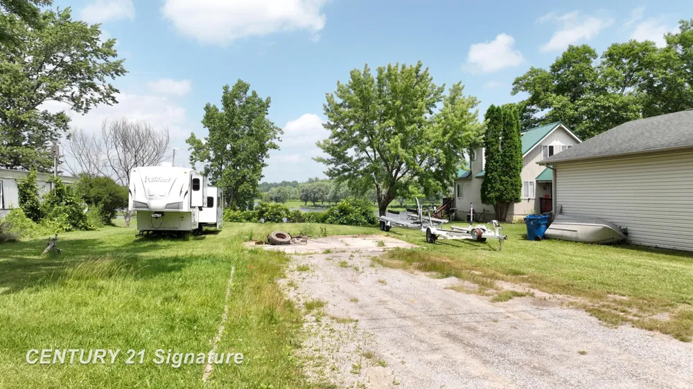 5848 Lake Drive Drive Edenville Township, MI 48657