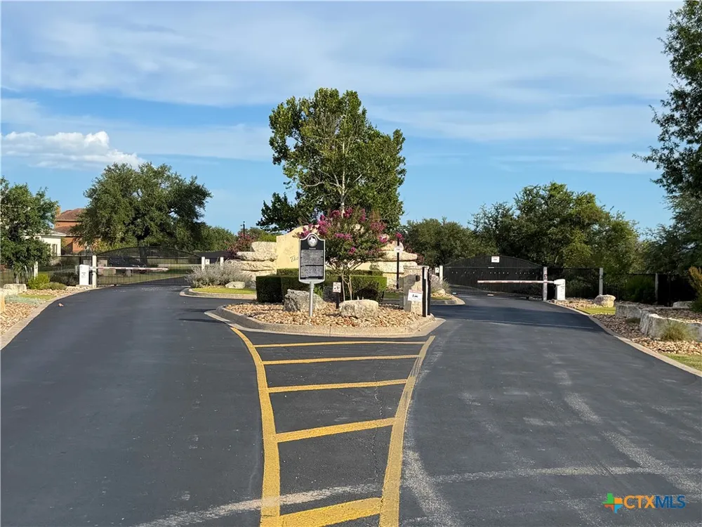 233 Enigma Avenue Spring Branch, TX 78070