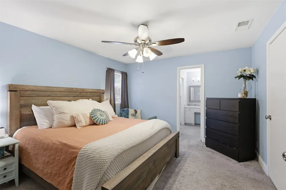 1308 W Redbud Drive Hurst, TX 76053