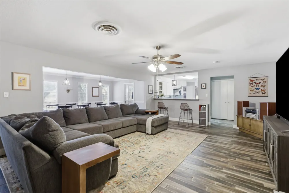 1308 W Redbud Drive Hurst, TX 76053