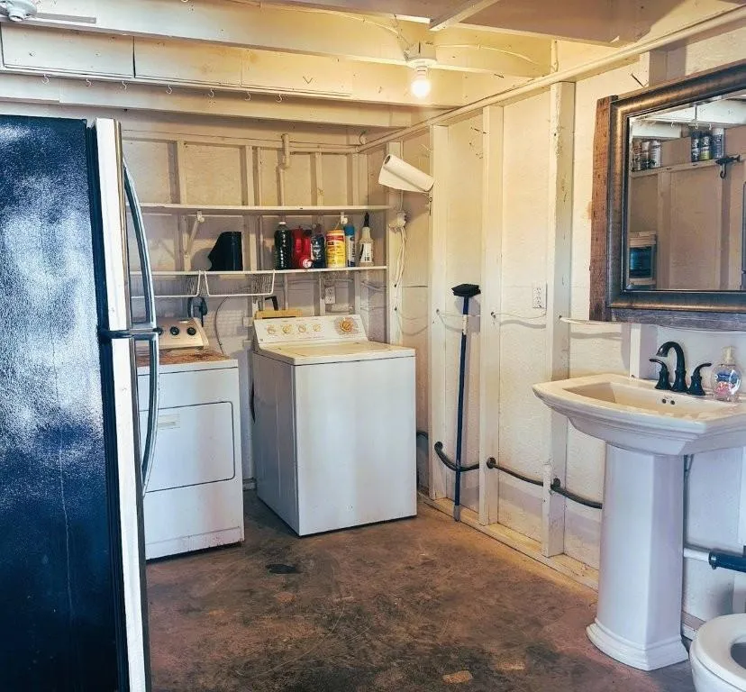 2094 Fm-2031 Matagorda, TX 77457
