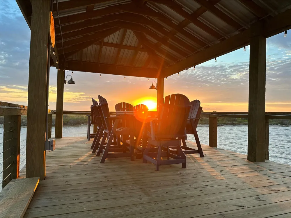 2094 Fm-2031 Matagorda, TX 77457