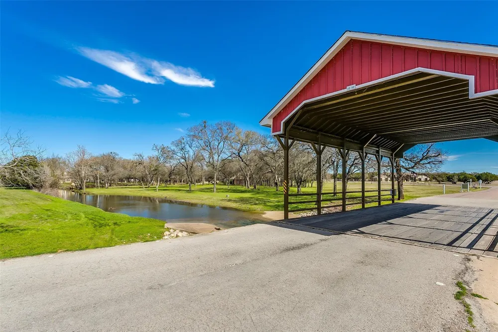 38098 Misty Ridge Drive Whitney, TX 76692
