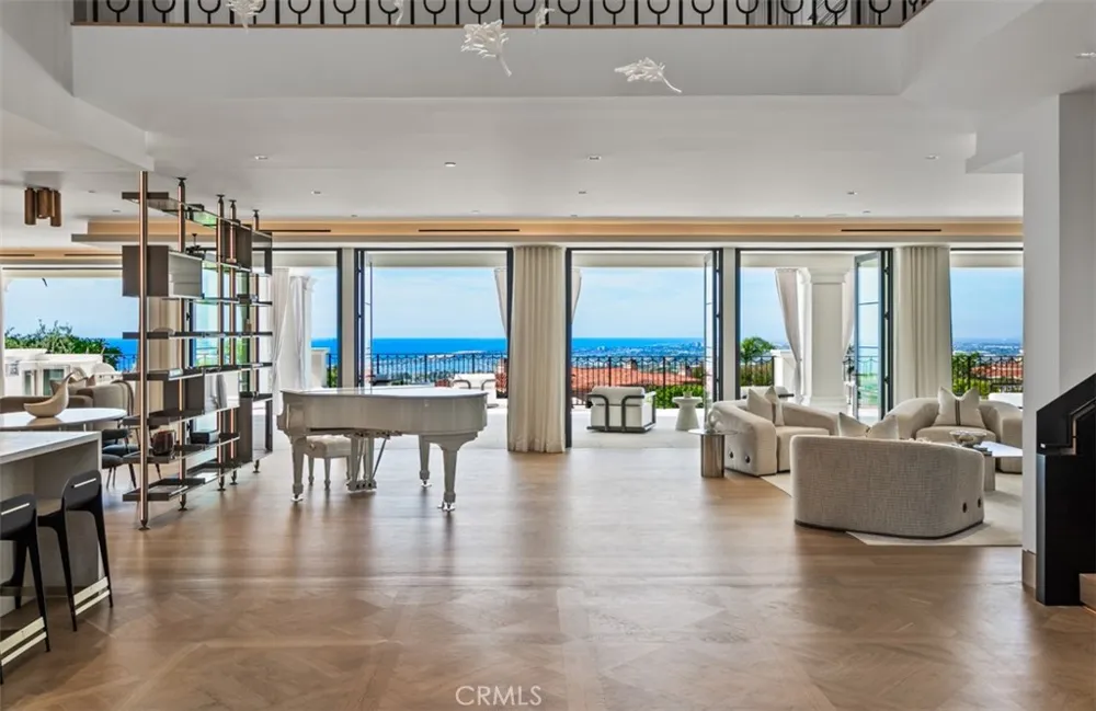 7 Sailview Newport Coast, CA 92657