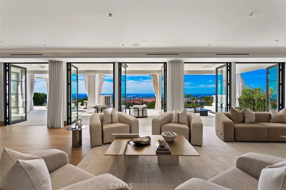 7 Sailview Newport Coast, CA 92657