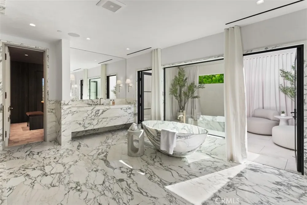 7 Sailview Newport Coast, CA 92657