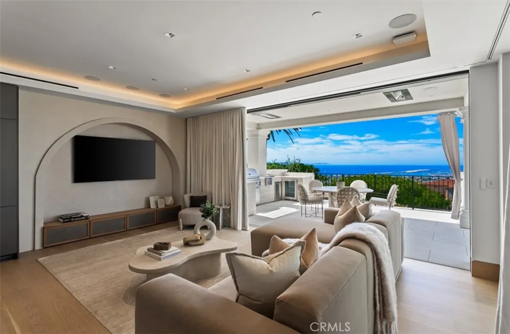 7 Sailview Newport Coast, CA 92657