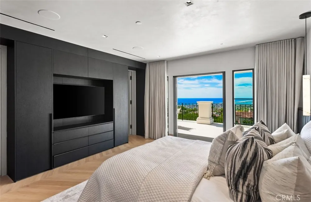 7 Sailview Newport Coast, CA 92657