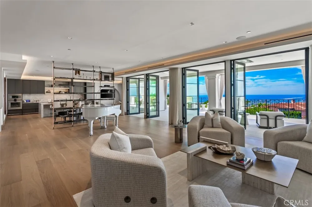 7 Sailview Newport Coast, CA 92657