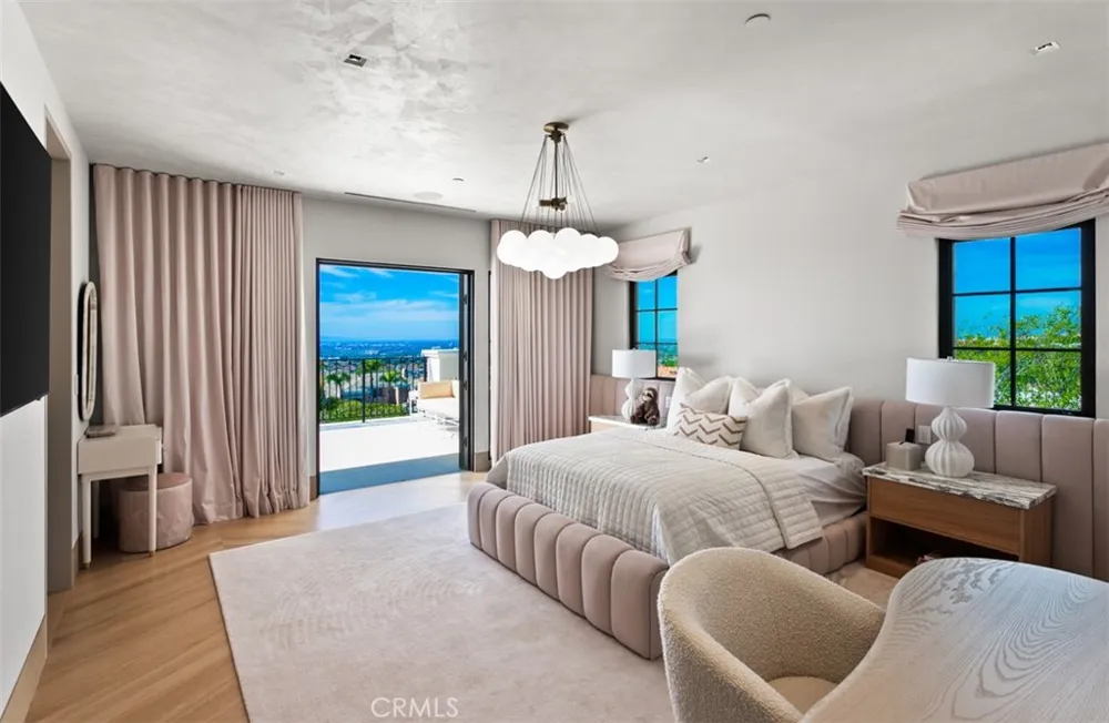 7 Sailview Newport Coast, CA 92657