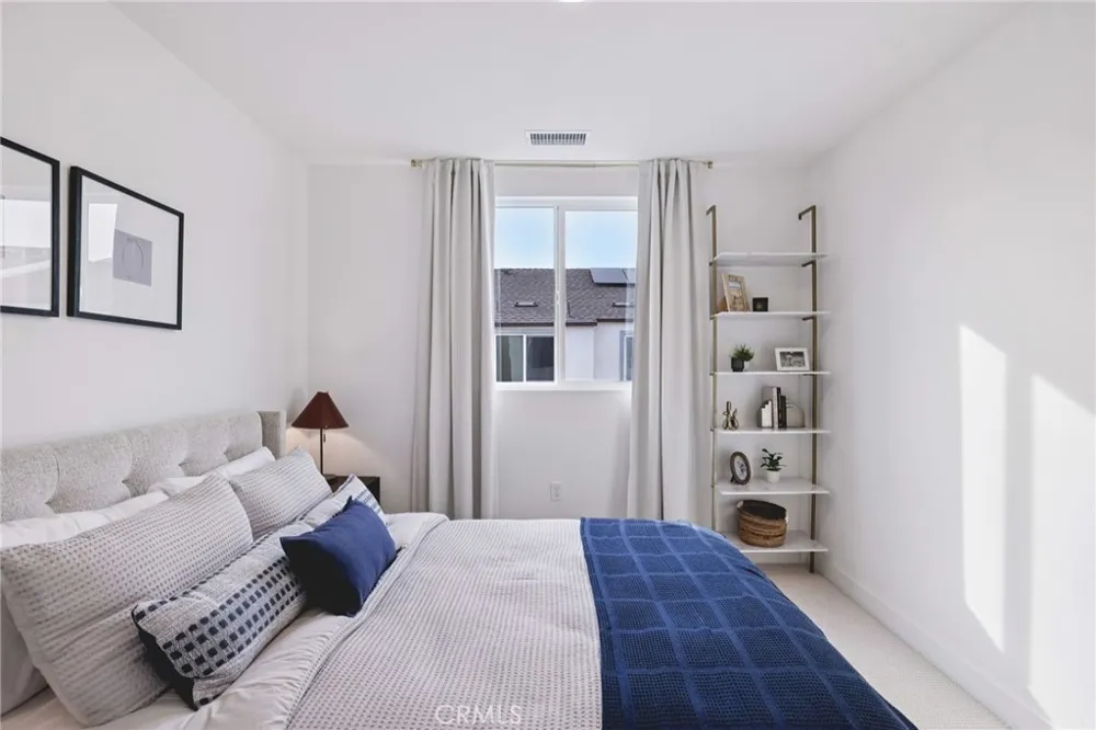 1642 Coral Sea Lane San Pedro, CA 90732