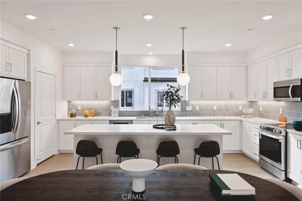 1642 Coral Sea Lane San Pedro, CA 90732