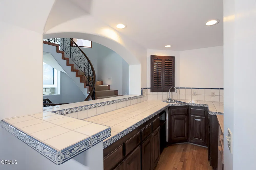 3265 Ocean Drive Oxnard, CA 93035