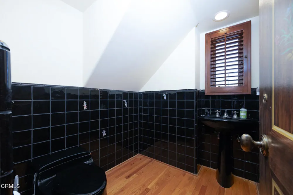 3265 Ocean Drive Oxnard, CA 93035