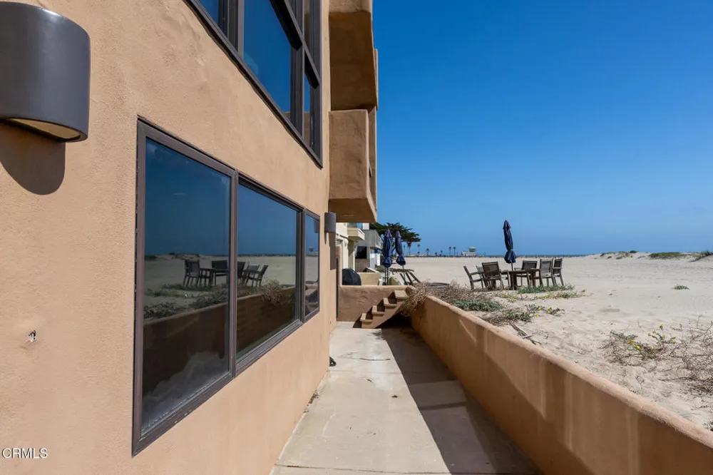 3265 Ocean Drive Oxnard, CA 93035