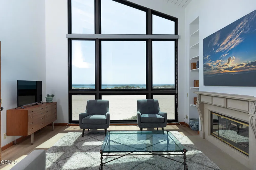 3265 Ocean Drive Oxnard, CA 93035