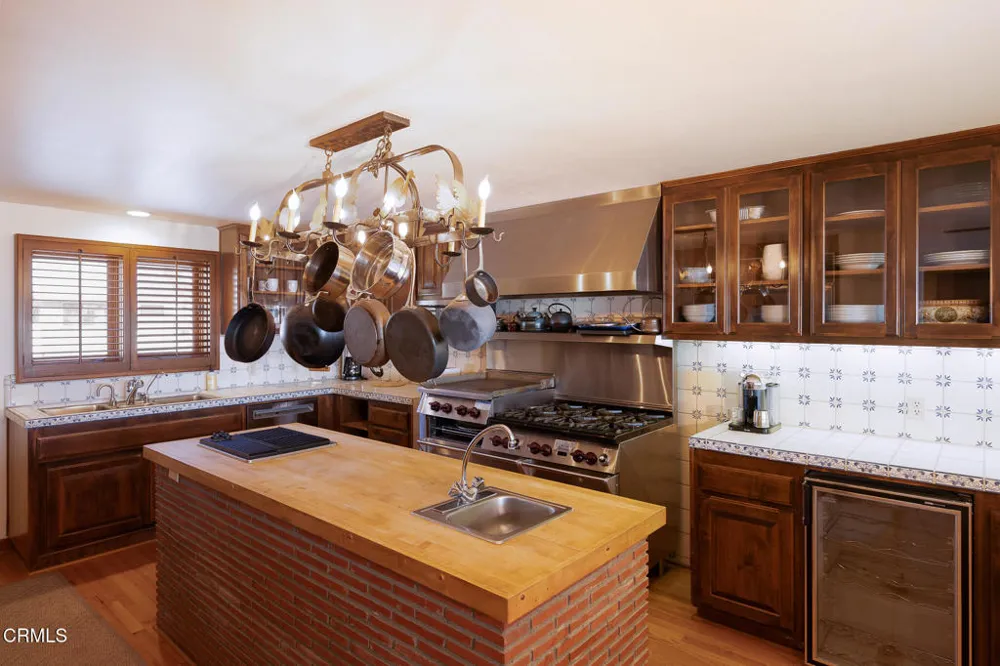 3265 Ocean Drive Oxnard, CA 93035