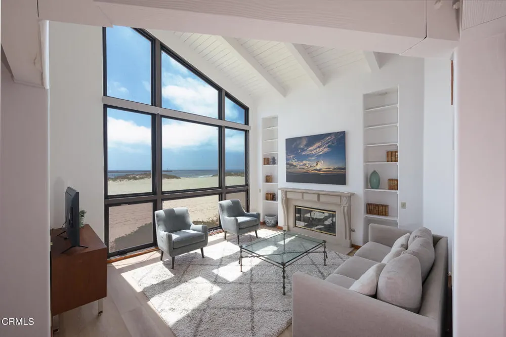 3265 Ocean Drive Oxnard, CA 93035