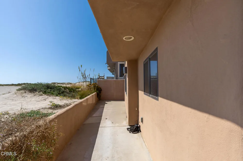3265 Ocean Drive Oxnard, CA 93035