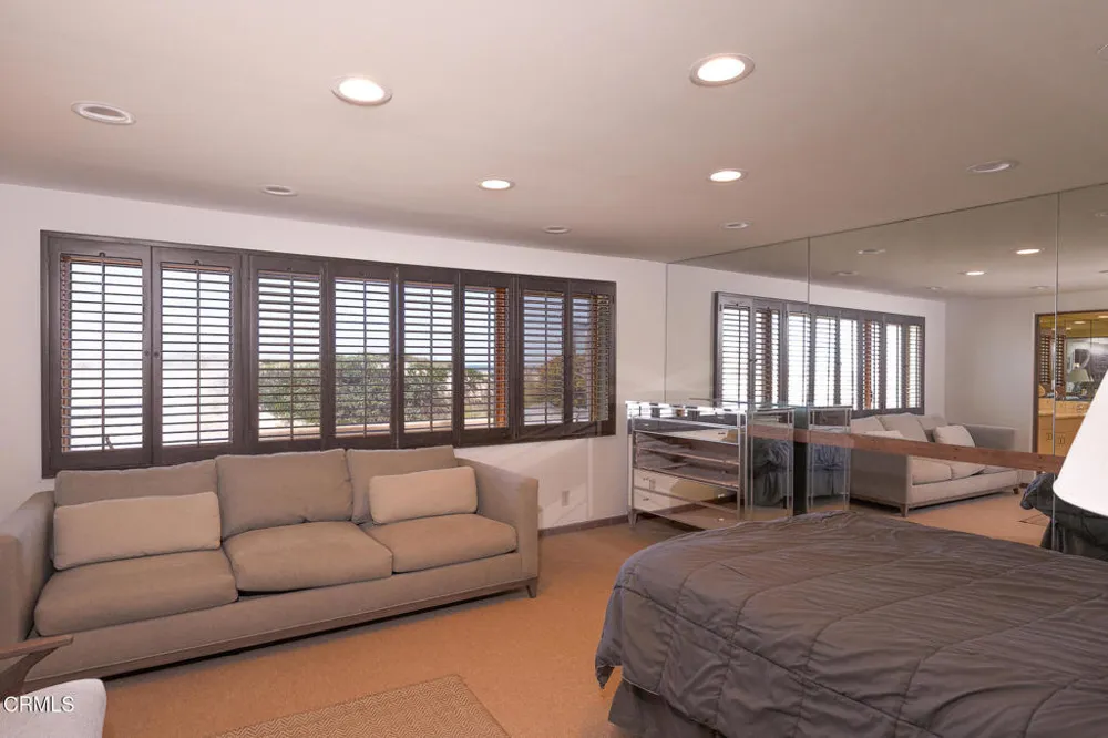 3265 Ocean Drive Oxnard, CA 93035
