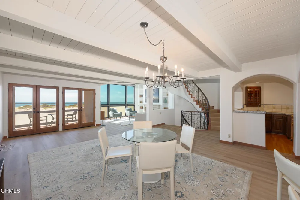 3265 Ocean Drive Oxnard, CA 93035