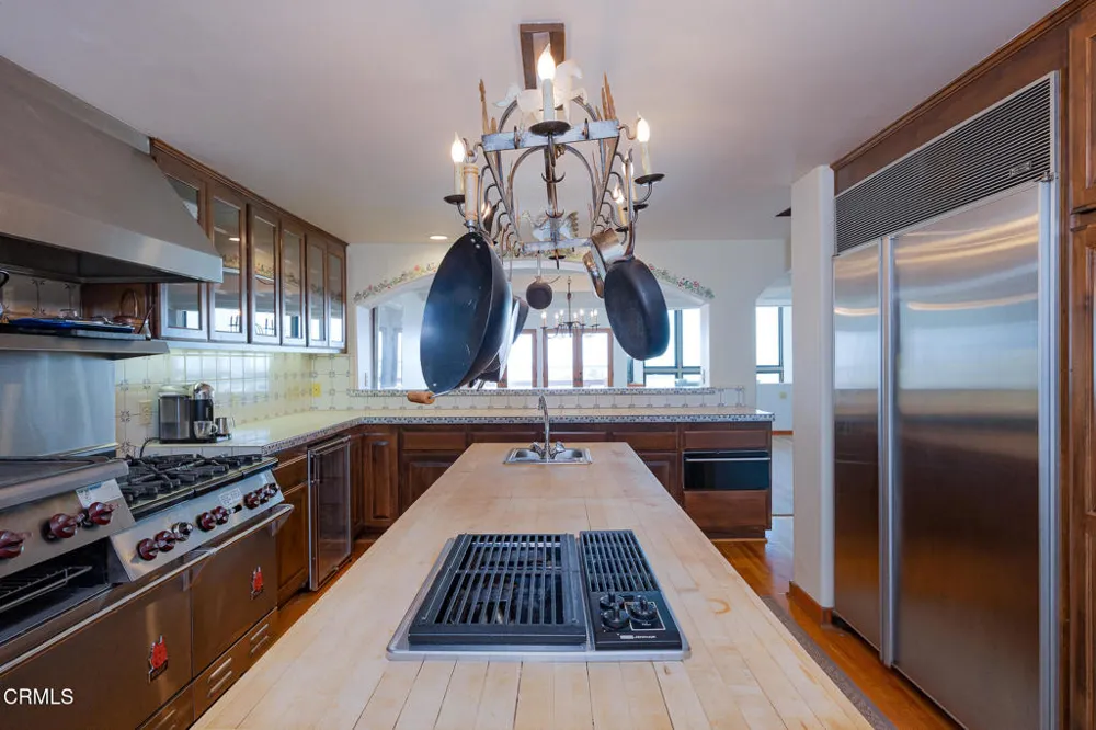 3265 Ocean Drive Oxnard, CA 93035