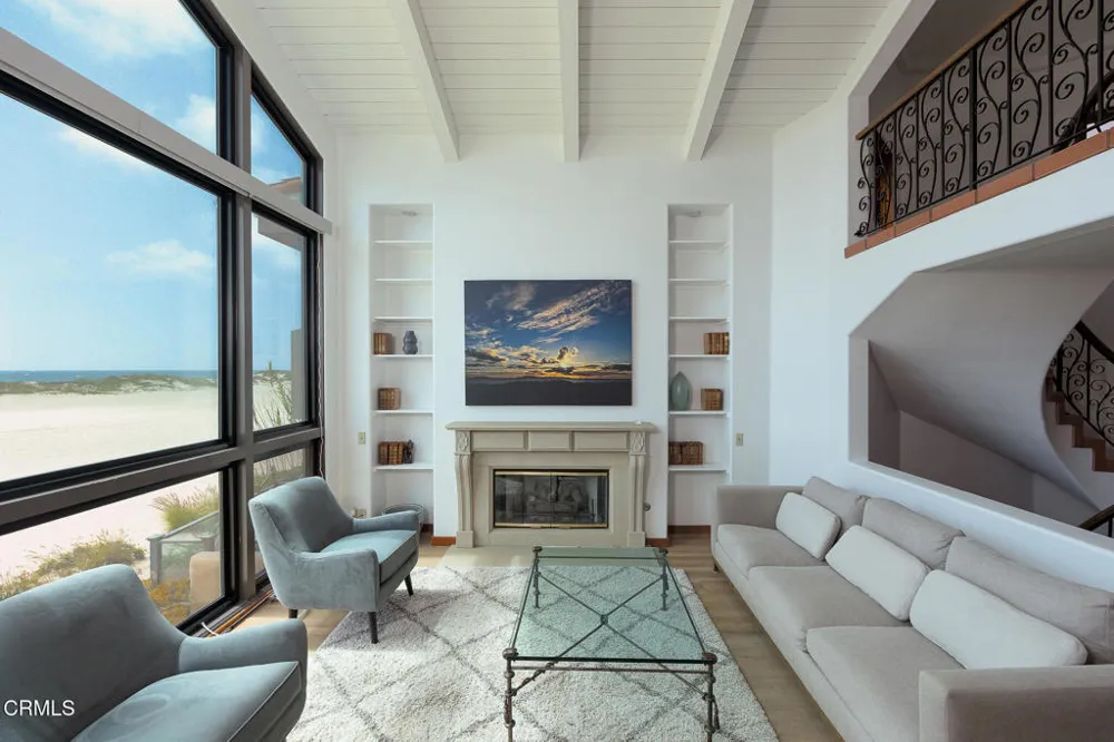 3265 Ocean Drive Oxnard, CA 93035