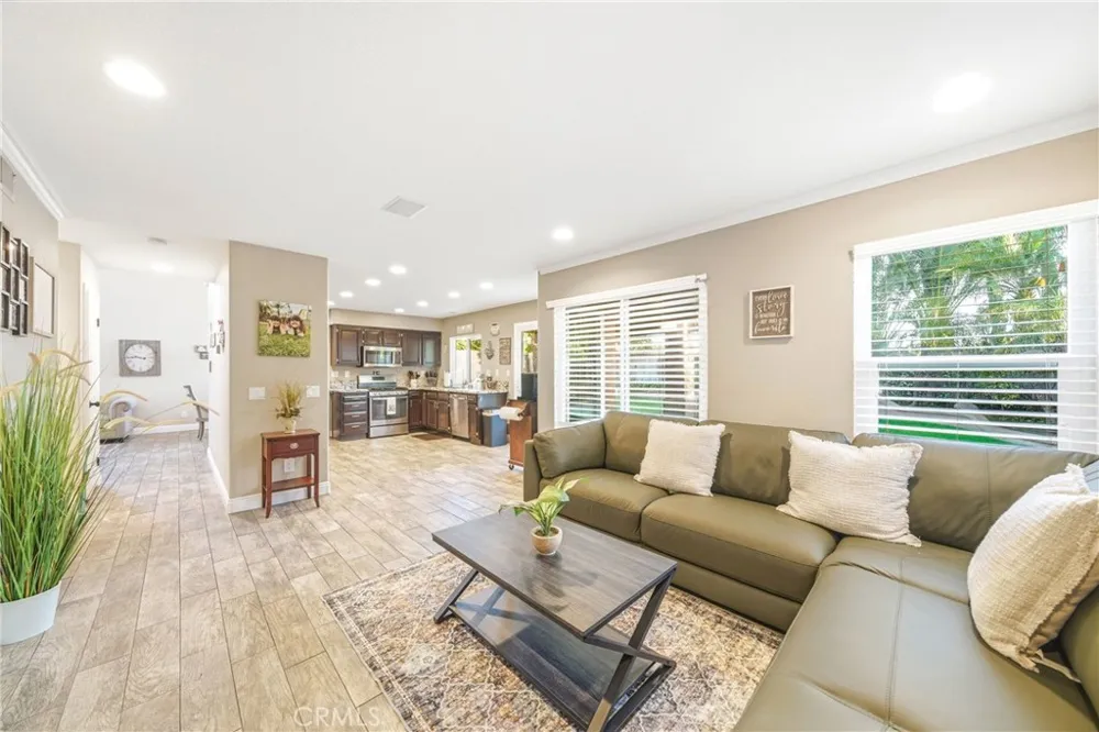 30 Moccasin Trail Trabuco Canyon, CA 92679