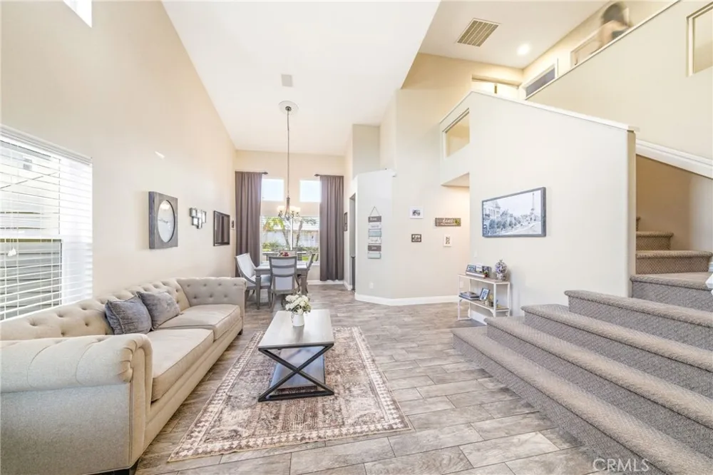 30 Moccasin Trail Trabuco Canyon, CA 92679