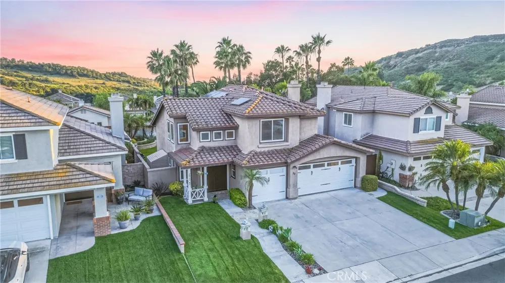 30 Moccasin Trail Trabuco Canyon, CA 92679