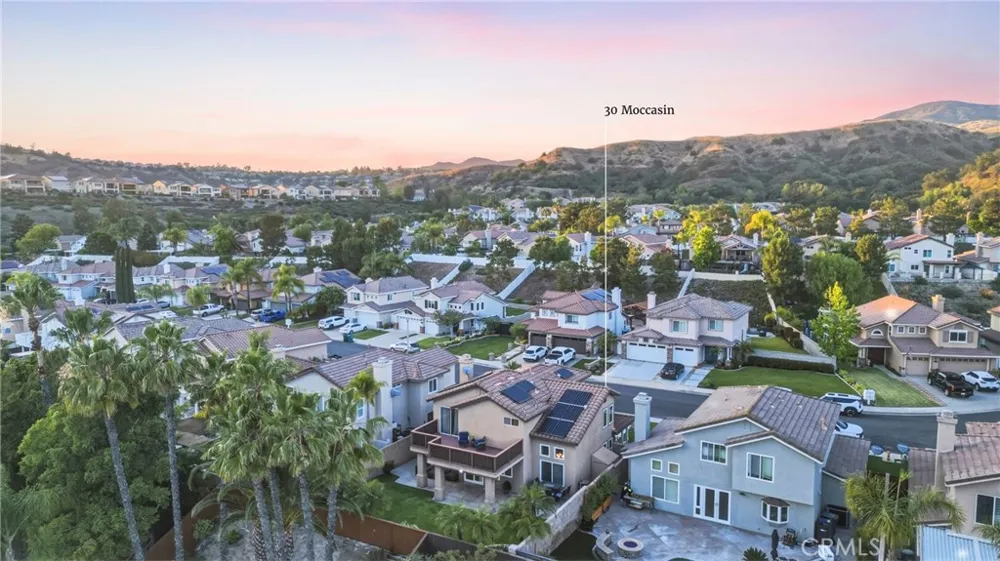 30 Moccasin Trail Trabuco Canyon, CA 92679